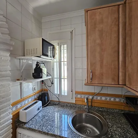 Charming With Terrace And Sun Lejlighed