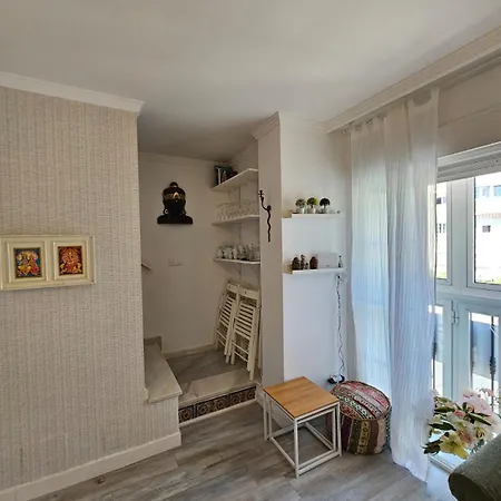 Charming With Terrace And Sun Lejlighed *
